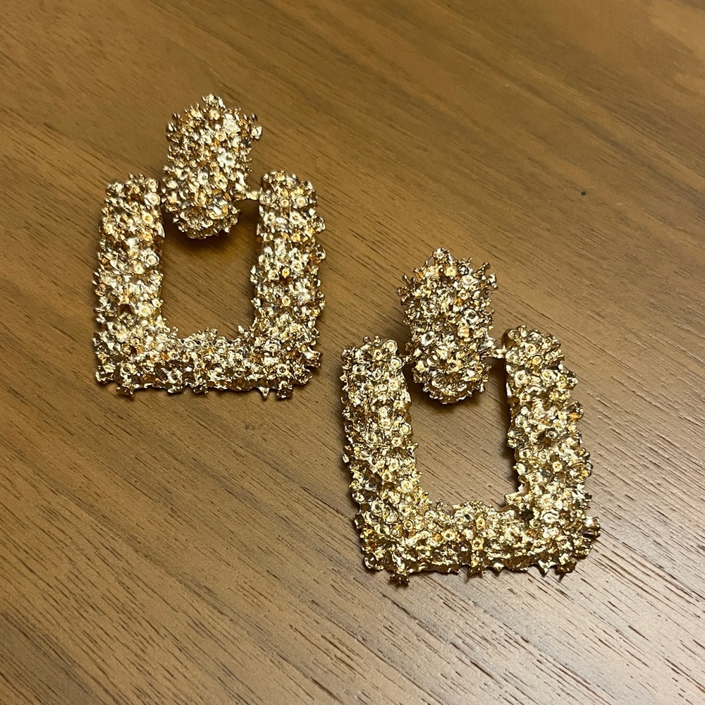 Sparkling Gold-Tone Textured Earrings